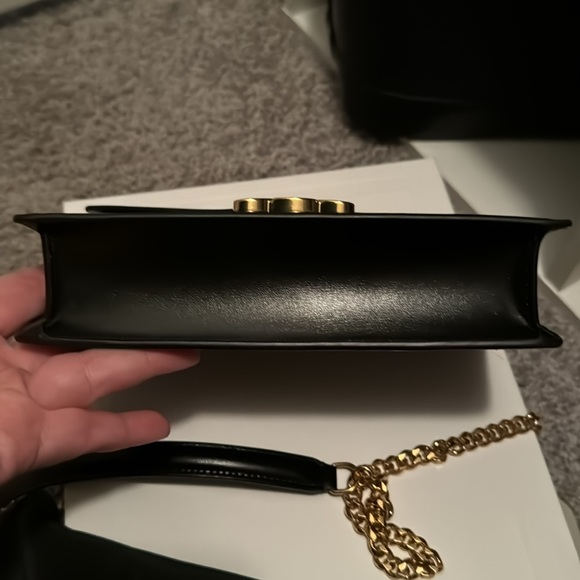 BRAND NEW 💯 Auth Celine wallet on chain - Picture 5 of 7